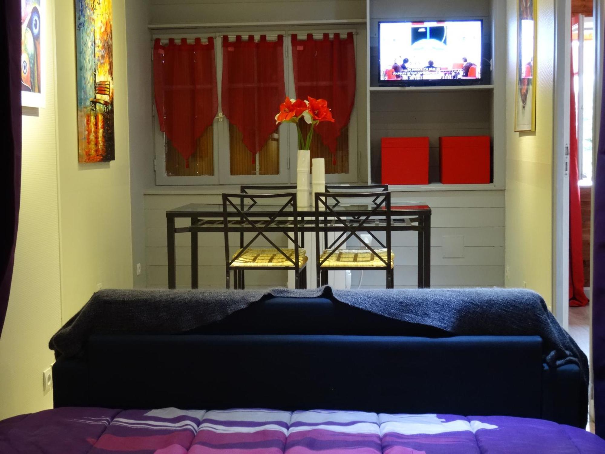 Datcha Bourguignonne, Chambres & Gite Maconge Habitación foto