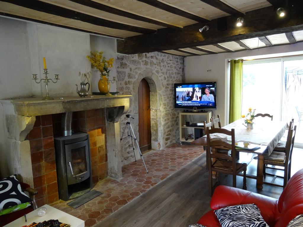 Datcha Bourguignonne, Chambres & Gite Maconge Exterior foto
