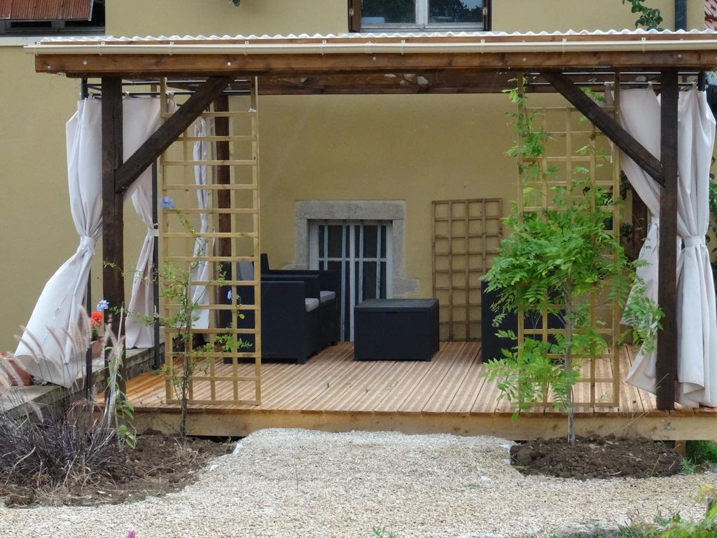 Datcha Bourguignonne, Chambres & Gite Maconge Exterior foto
